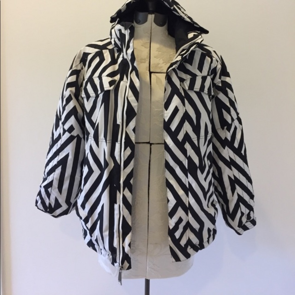 Burton Snowboard/ ski jacket